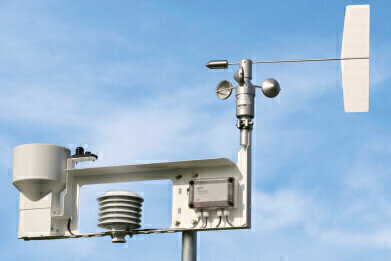 Compact Weather Station – Now with Free Online Data Viewing and Sharing