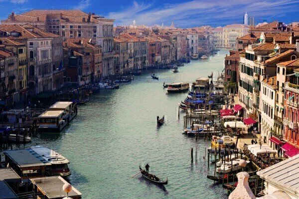 Navigate the waterways of Venice from your PC on Google Street View