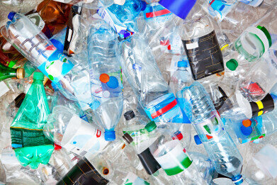 How does NIR spectrometry aid plastic recycling?